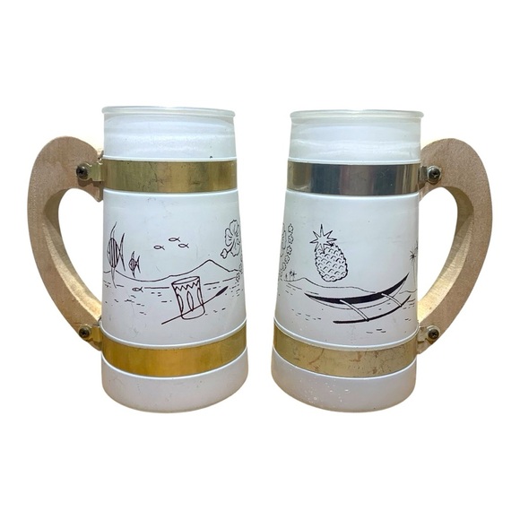 Vintage Fiesta Ware Frosted Tiki Luau Barrel Mugs (2) - Picture 1 of 3